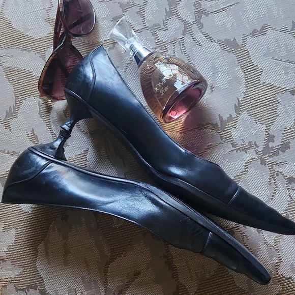 Gucci Black Women's Heels - Picture 3 of 8